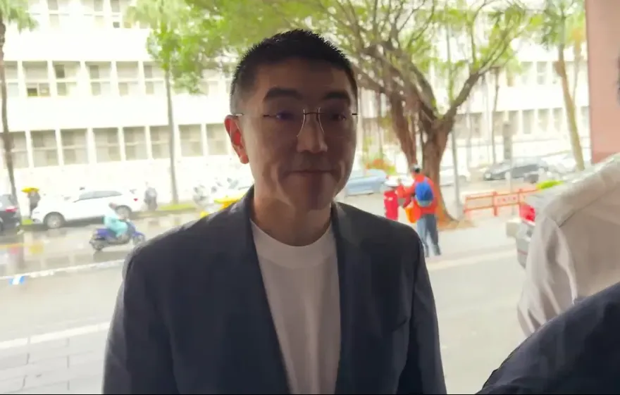 謝國樑遭約談！列柯文哲政治獻金案證人「訊問3小時請回」　北檢外說話了