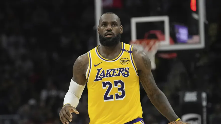 詹皇過40歲生日　有信心NBA再打5到7年