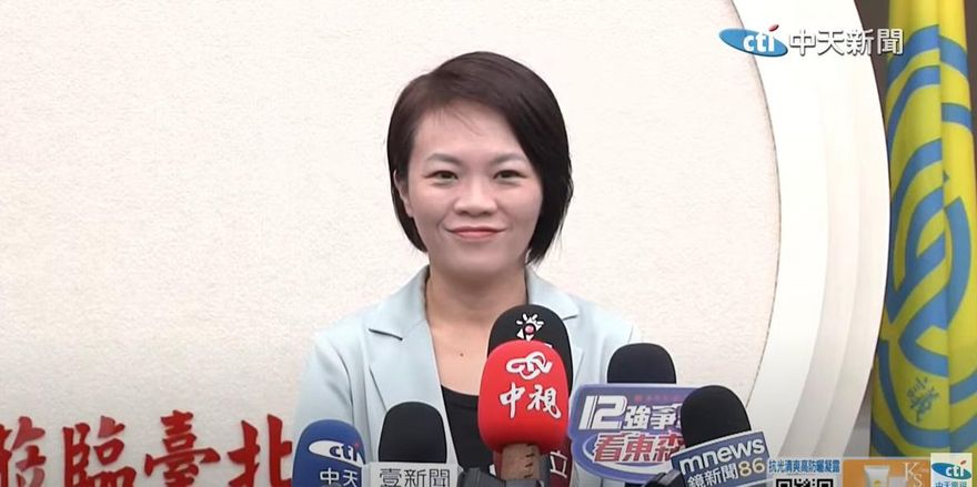 簡舒培驚傳臭罵「賴清德超級蠢」　連珠炮飆粗口對話曝光！