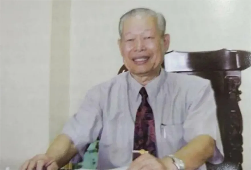 彰化人不捨！傳奇老中醫張長森辭世享耆壽92歲　「狗屎夜市」因他得名