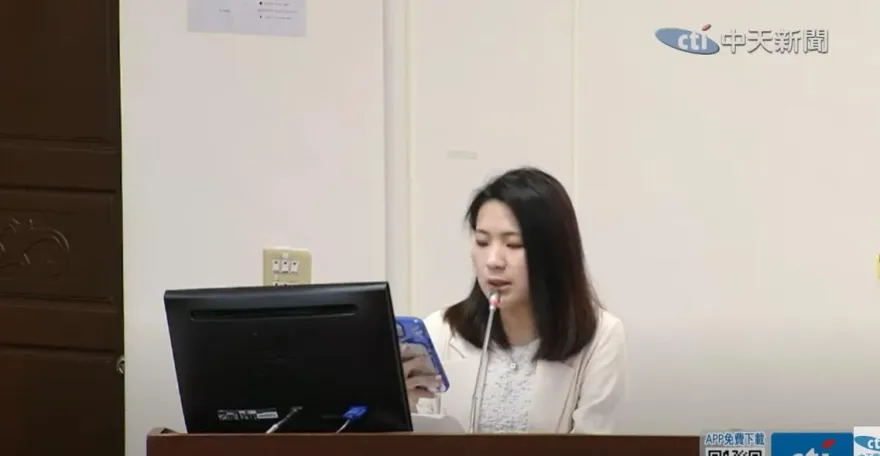 霸凌又一樁？揭駐沙外館高層霸凌同仁　徐巧芯：逼員工墊款還找陪喝酒