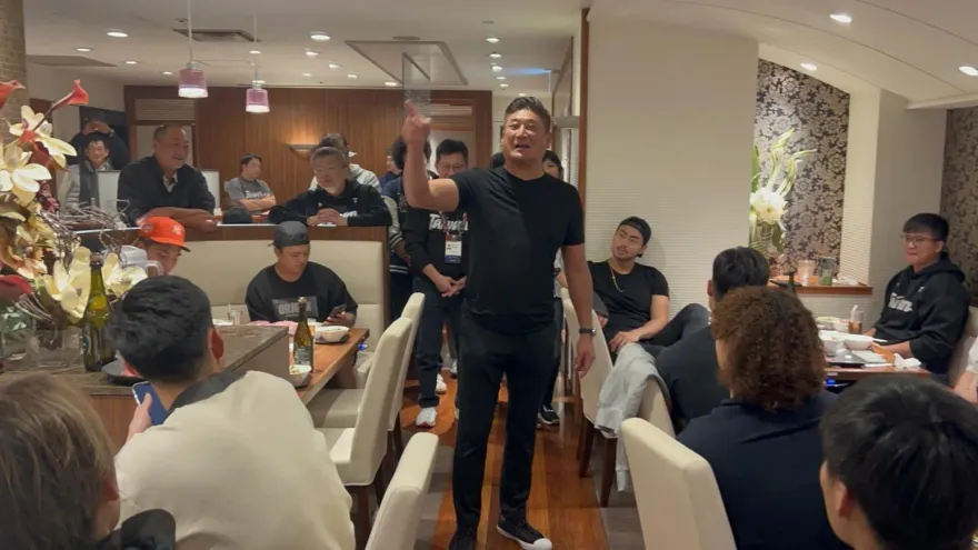 郭國文喊話辜董獎金加到1億　遭洗版還回：去年金控大賺