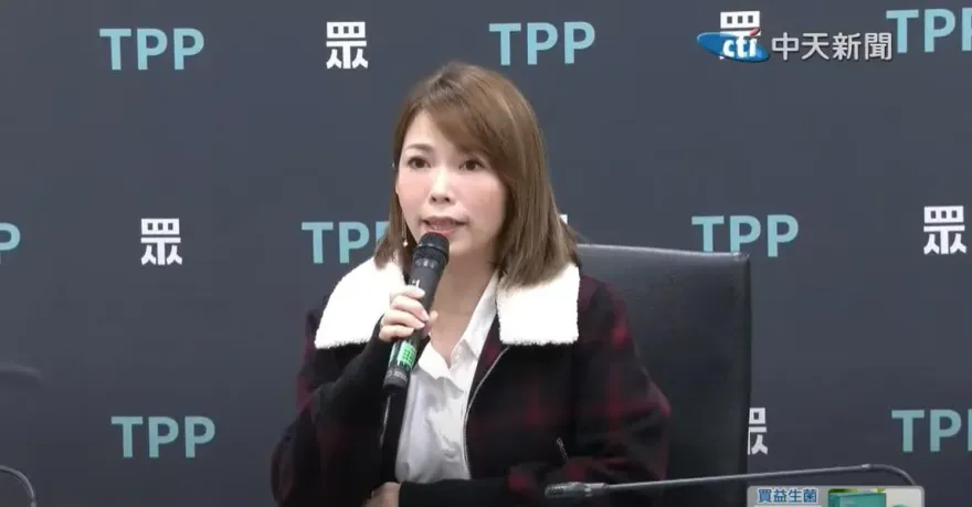 行政院「聘不起手語老師」　陳智菡：民進黨是笨還是壞？