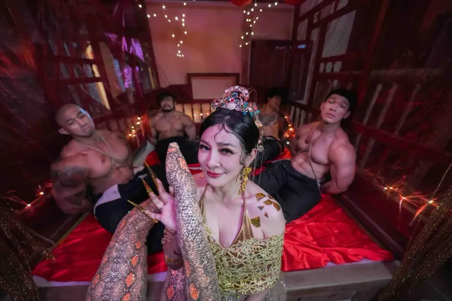 王彩樺被讚超騷！黃明志讚她好會「吸」男人陽氣