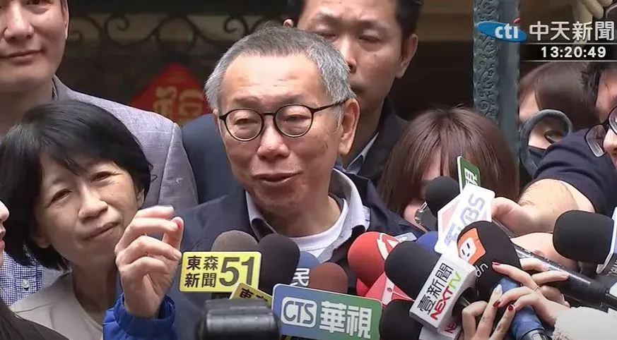 柯文哲手機化名「羅廷瑋」聯絡律師？羅廷瑋：不予回應