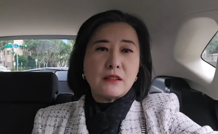 突然提大罷免國民黨立委　王鴻薇：柯建銘設計工總