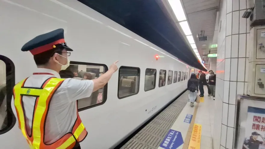 228連假出遊「避開地雷」攻略！海陸空疏運懶人包一次看