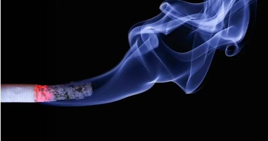 抽菸比肥胖、熬夜更折壽！牛津研究：恐增6成死亡風險