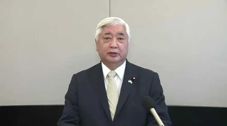 日本防衛大臣視察沖繩直升機　驚傳故障迫降