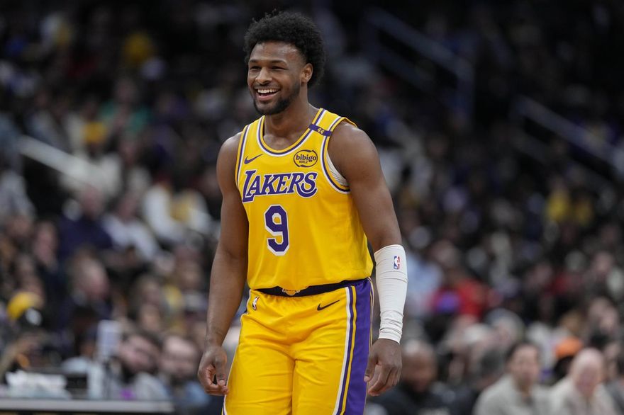 NBA/缺席東契奇續約記者會！布朗尼遭名嘴警告：你給我注意點