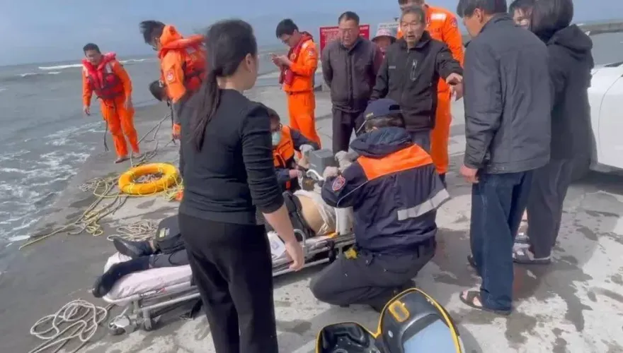 雲林漁民作業不慎落水！海巡火速救援　送醫仍不治