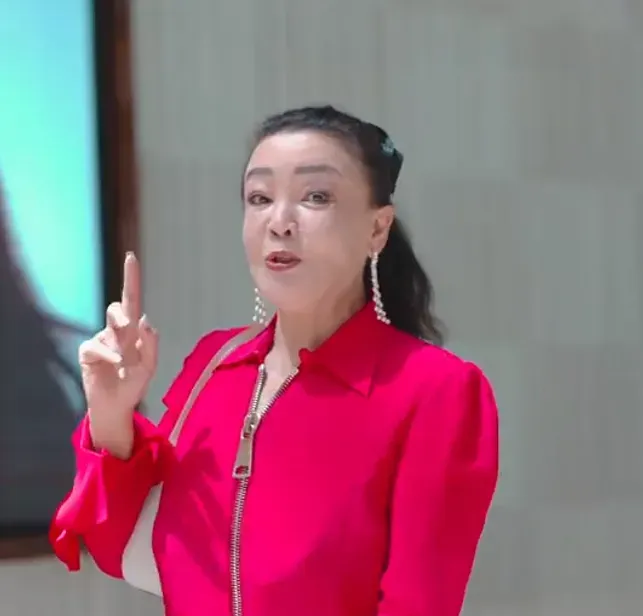 大S猝逝！前婆婆張蘭發文「做自己」　陸網罵爆：惡魔