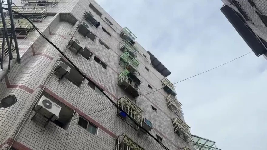 台中槍擊犯抓到了！社區大樓狂轟10多槍　逃竄13小時落網