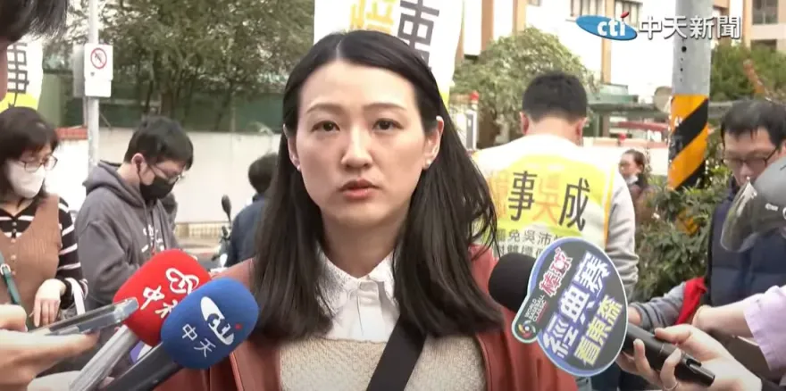 罷免吳沛憶持續衝刺！憂中選會不公　民眾站出來連署人潮旺