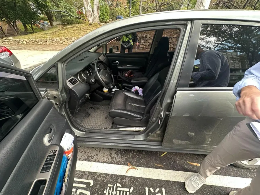 89猴遇行車糾紛必砸車？台中球棒隊狠敲當街濺血
