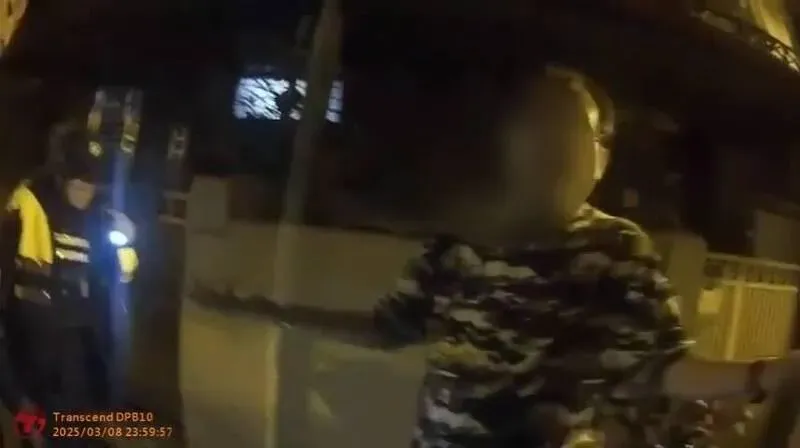 影/逮到了！羅東夜市「雙刀男」落網　辯：不爽酒吧太吵