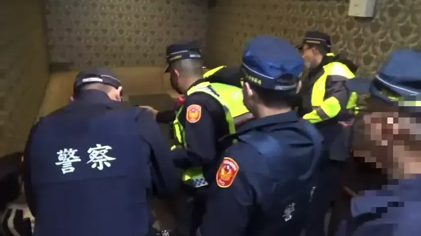 影/掃黃完抓毒！屏東警衝粉味小吃部　摩鐵逮「5條通」