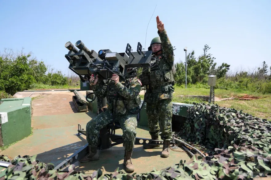 國軍「小漢光」Day4　本外島官兵實施彈藥整補、化學除污