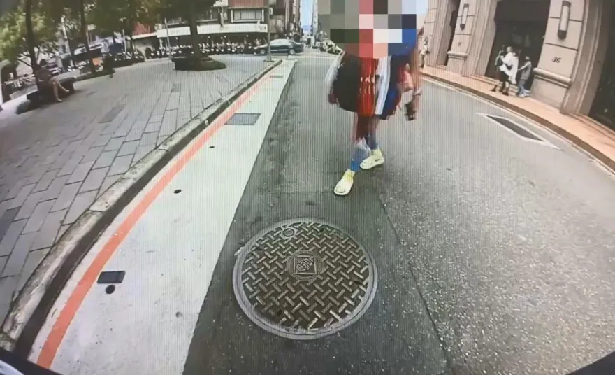 影/北市「捷運小甜甜」再現東區隨機攻擊　警火速偵辦