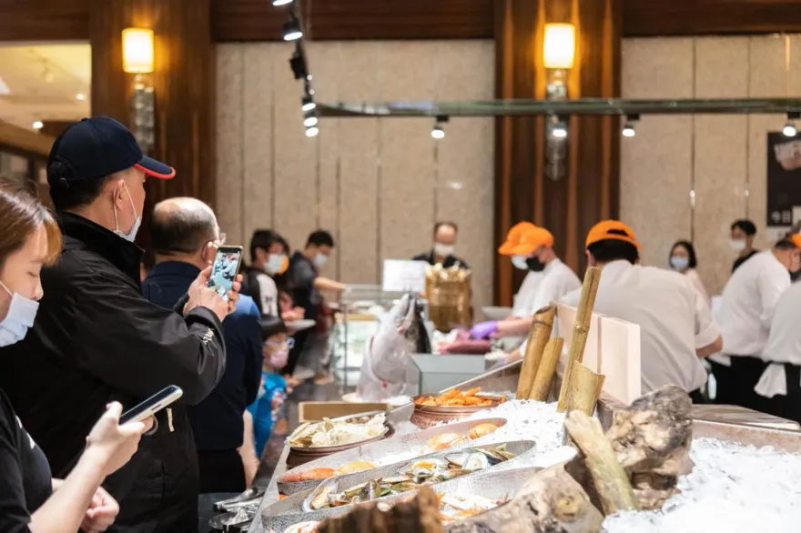 「鮪魚之亂」要來了？姓名2字全中　台北Buffet免費吃1個月