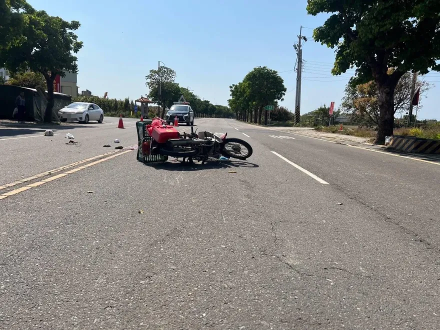 影/嘉義朴子貨車碰撞機車！騎士臥血亡　肇逃男躲半天被逮