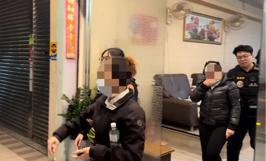 影/高雄養生館網PO小姐「螞蟻腰」騙很大！ 2組交易中被逮