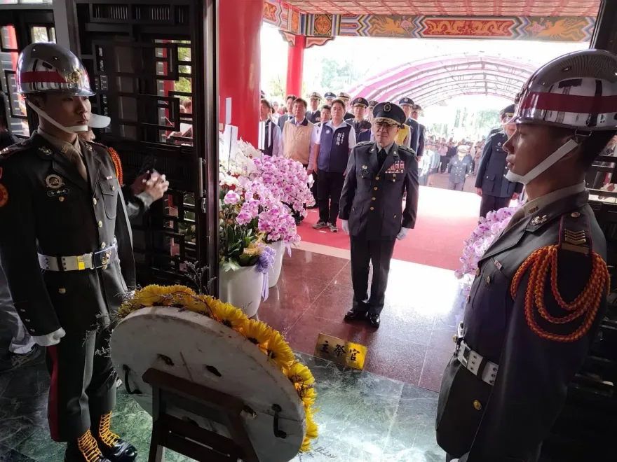 忠靈塔春祭八軍團指揮官沒唱國歌？在場人士：符合儀程