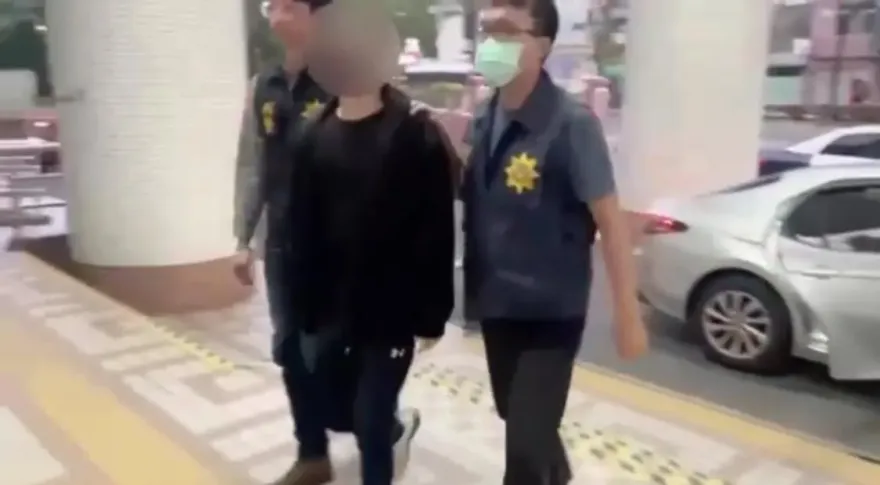 影/鳳梨公司遭潑漆嫌犯抓到！狡辯「不爽他網路言論」