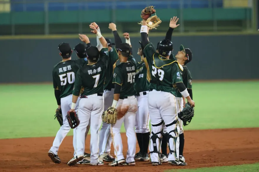 台鋼雄鷹官方APP今上線　4/4迎主場開幕戰