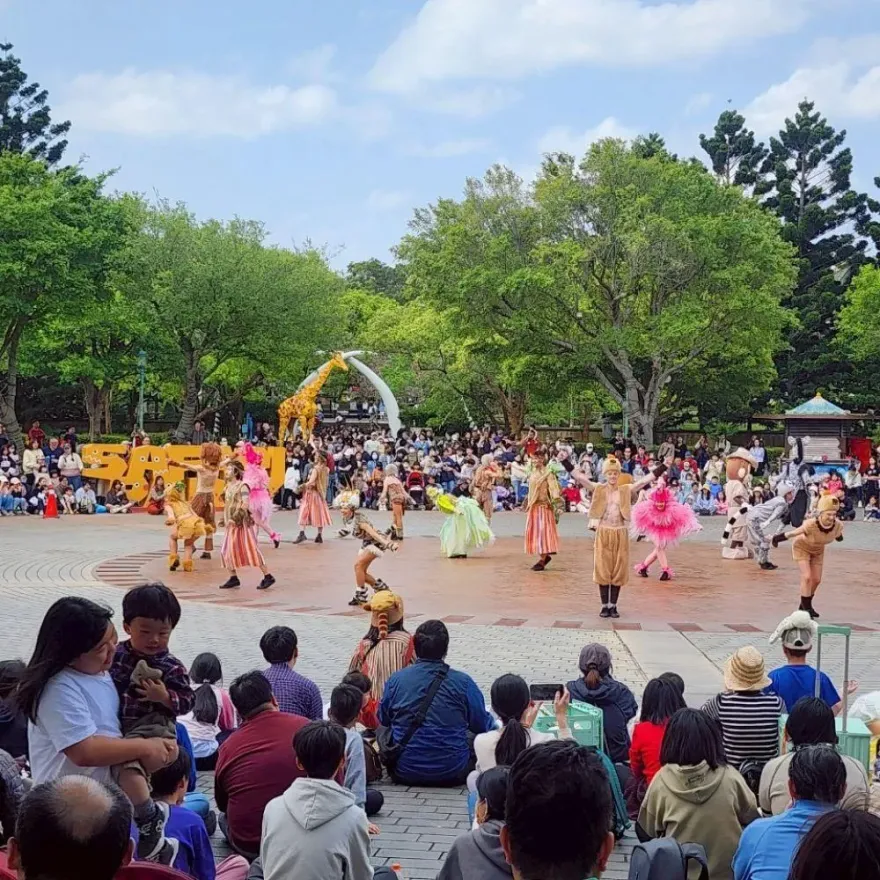 狂吸萬人入園「大批未成年困山上」！六福村：有協助離開