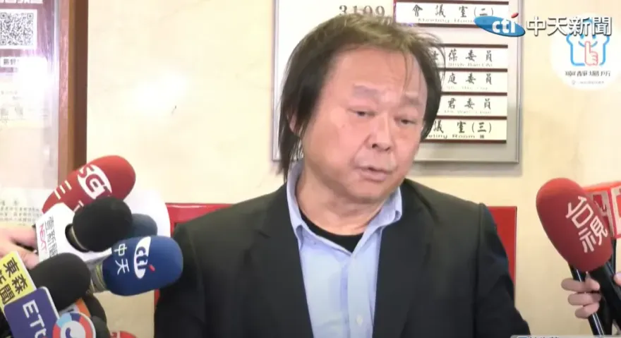 不能意見不同就罵「中共同路人」　王世堅喊話柯建銘：適可而止