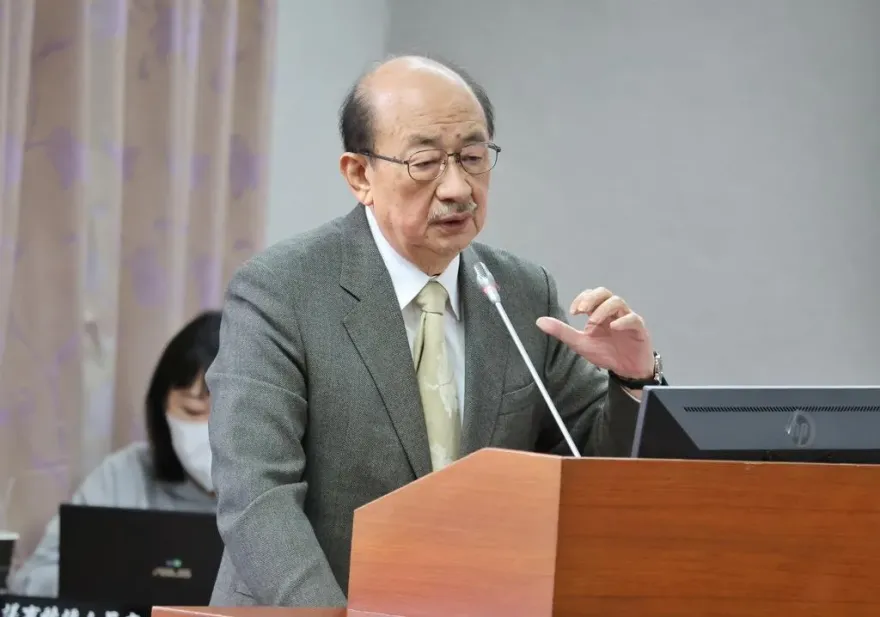 台股史上最猛飆漲！台積電亮燈收863　網灌爆柯建銘臉書喊「先知」