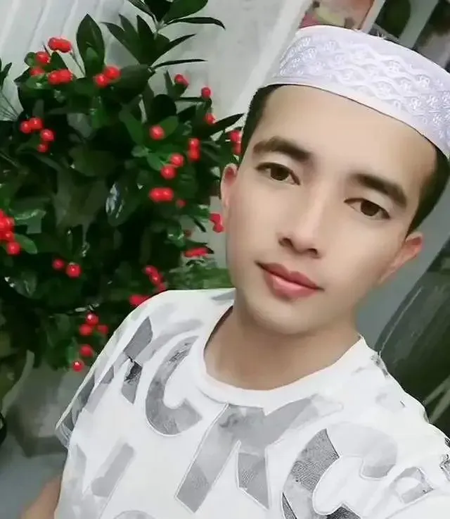 影/送葬隊伍看不到盡頭！陸28歲百萬網紅癌逝「1個月前才發現」