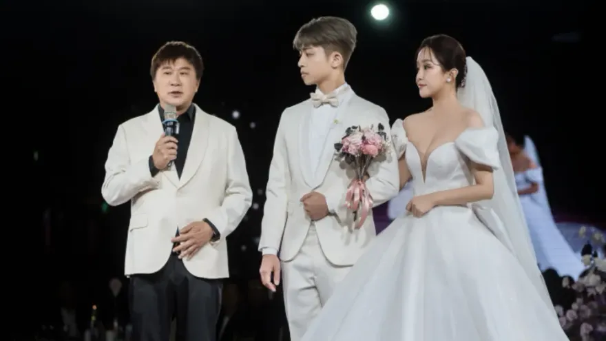 賴慧如挺超兇車頭燈2婚！　胡瓜曝新郎「體力過人」內幕