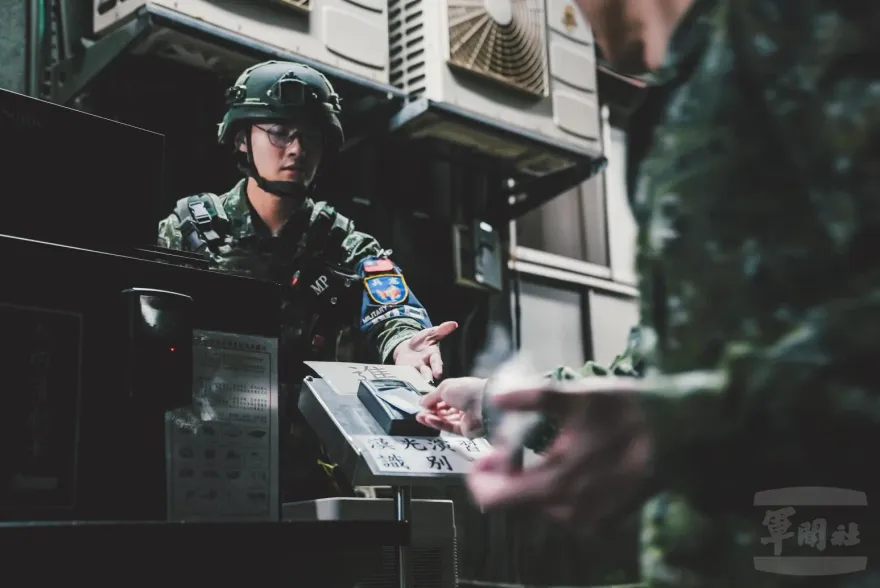 「漢光41號」兵推　顧立雄：守軍完成1次海空聯合作戰