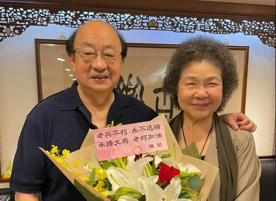 柯建銘探病陳菊不得其門而入　媒體人點出兩人心結