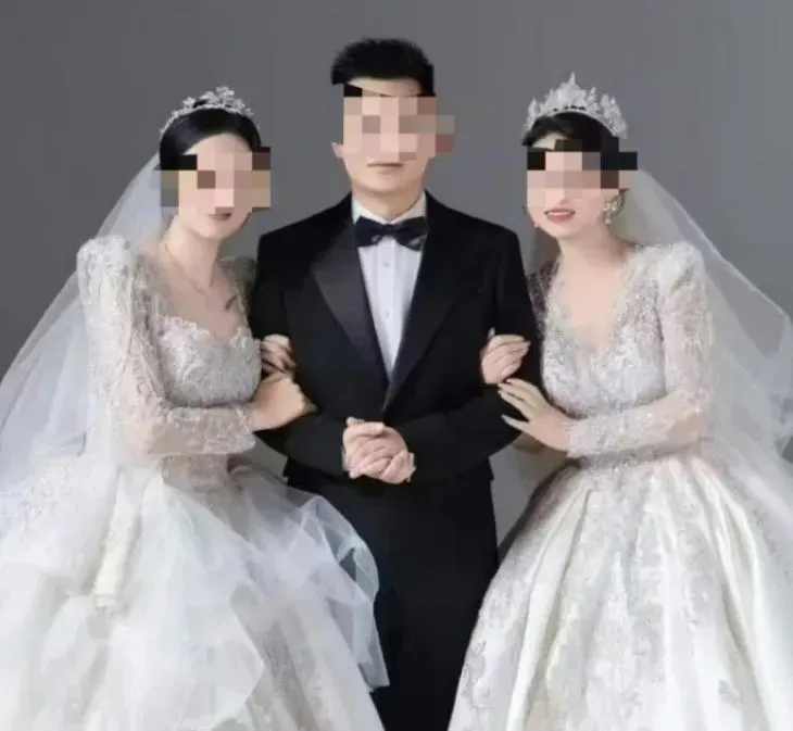 齊人之福？陸男拍婚紗「左擁右抱」兩新娘　親友揭真相