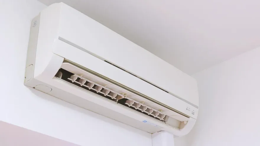 舊款冷氣是「吃電怪獸」！台電籲換變頻　每月可省近千