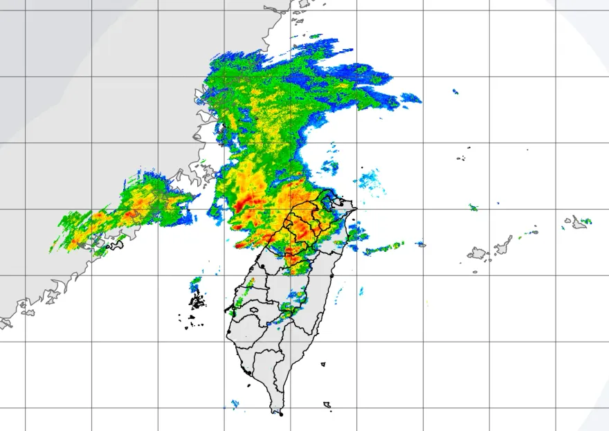 海峽雷雨帶來襲！氣象粉專示警「4地區」：將有劇烈天氣