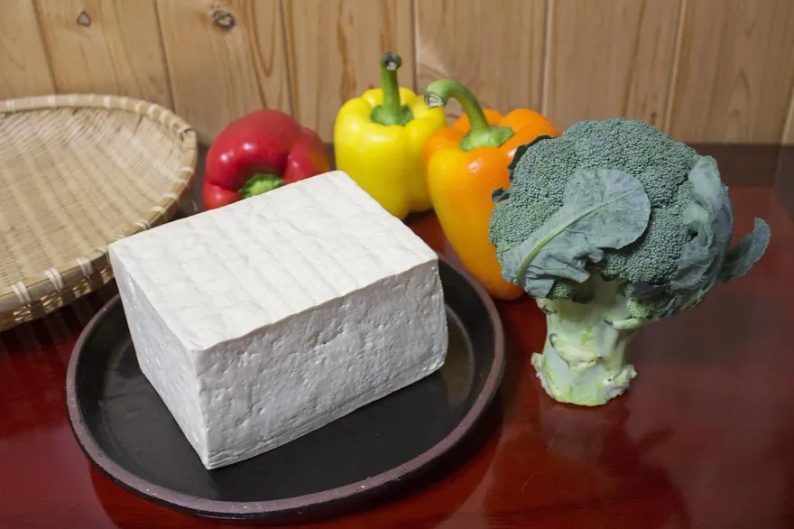 減重族注意！百頁豆腐藏高脂高鈉　營養師：像整塊肥肉