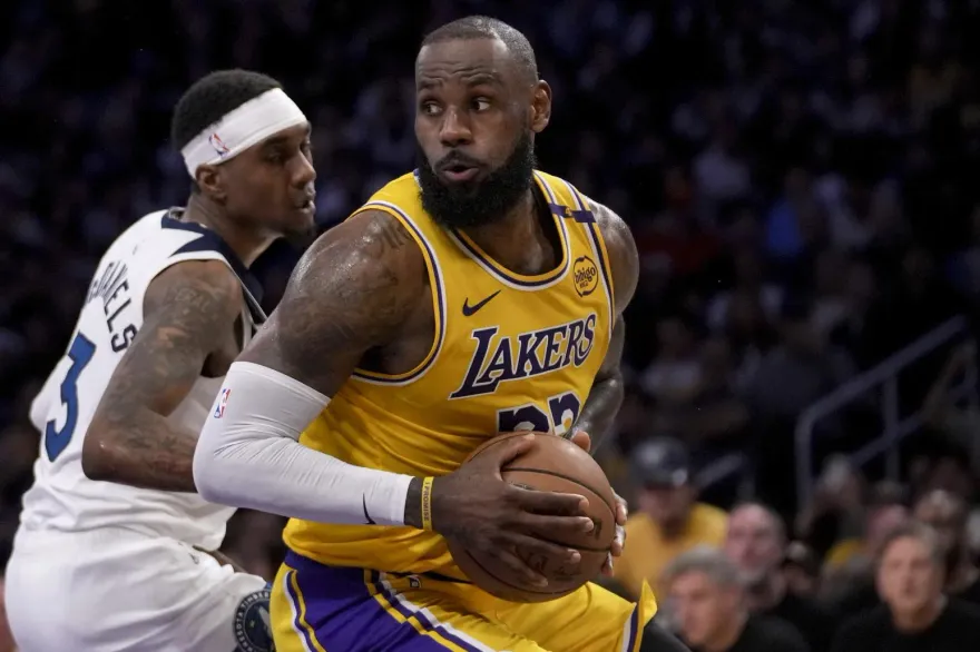 NBA/關鍵抄截+坦克切鎖勝！詹皇：第22季仍能征戰我很感激