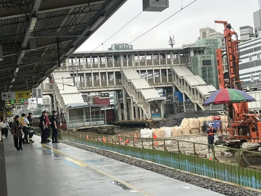 中壢臨時車站飄「濃厚瓦斯味」！　 鐵道局：已要求全面停工
