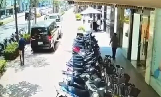 高雄人行道「接體車」遭拖吊！　警揭「8類車輛」可通融