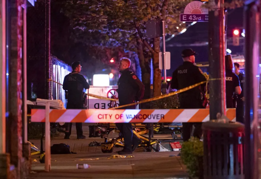加拿大驚傳汽車衝撞人群！警方證實多人死傷　已逮捕肇事駕駛