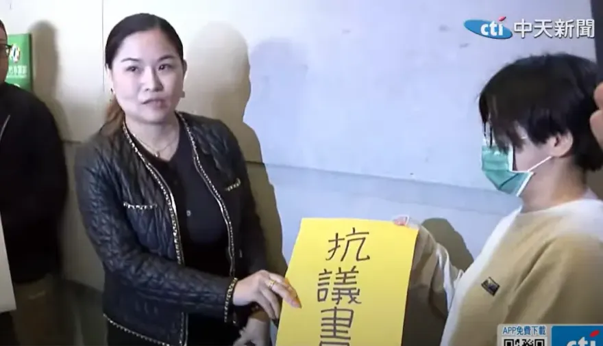 不滿上凱道遊行竟遭歧視　新住民怒踢館綠新竹黨部：公開道歉