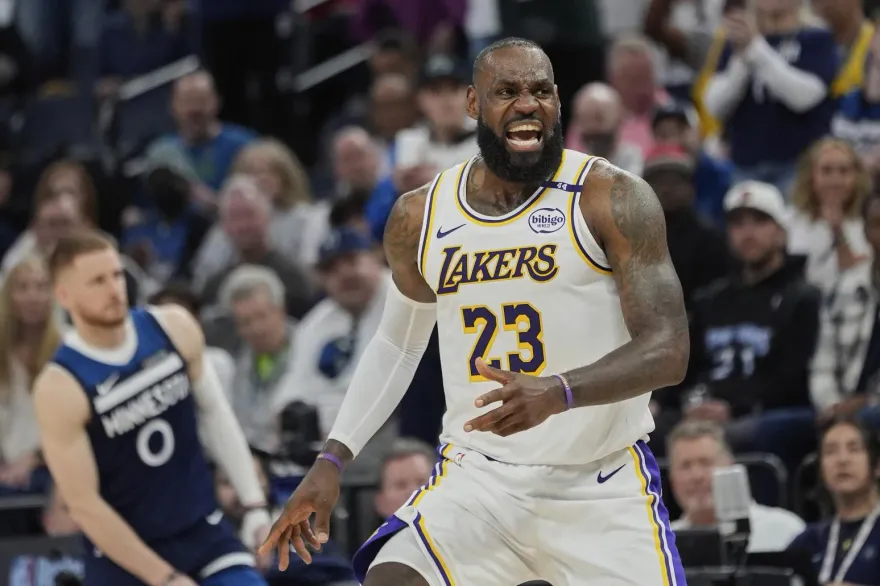 NBA/詹皇領銜4將「戰滿下半場」寫歷史　湖人主帥不後悔