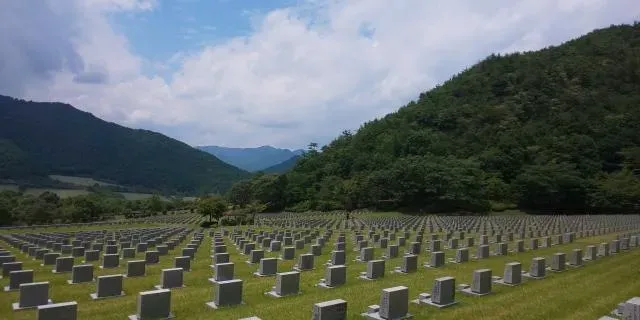 土地糾紛動殺機…大伯墓園埋炸藥　3姪女祭父燒紙錢被轟死