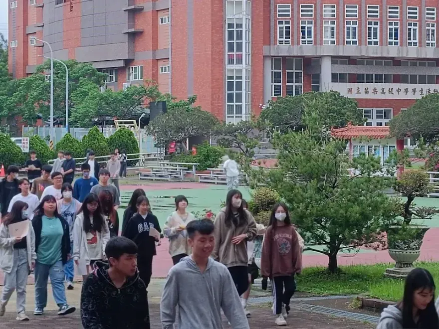 114學年統測試題參考答案公告　5/15寄發成績單