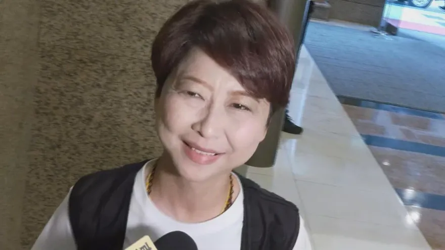 見謝龍介想握手立馬甩頭走　陳亭妃稱：他跟林俊憲比較好