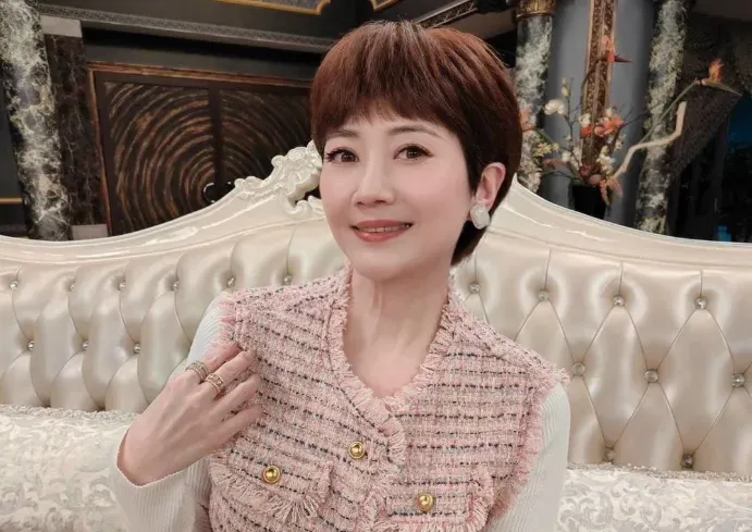 劉曉憶認愛了！被爆「婚頭」槓酸民：老娘幸福給你看